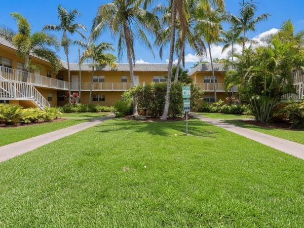 200 Croton Avenue, Unit 209, Lantana, FL 33462