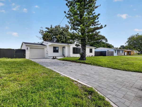 3185 Riddle Road, West Palm Beach, FL 33406