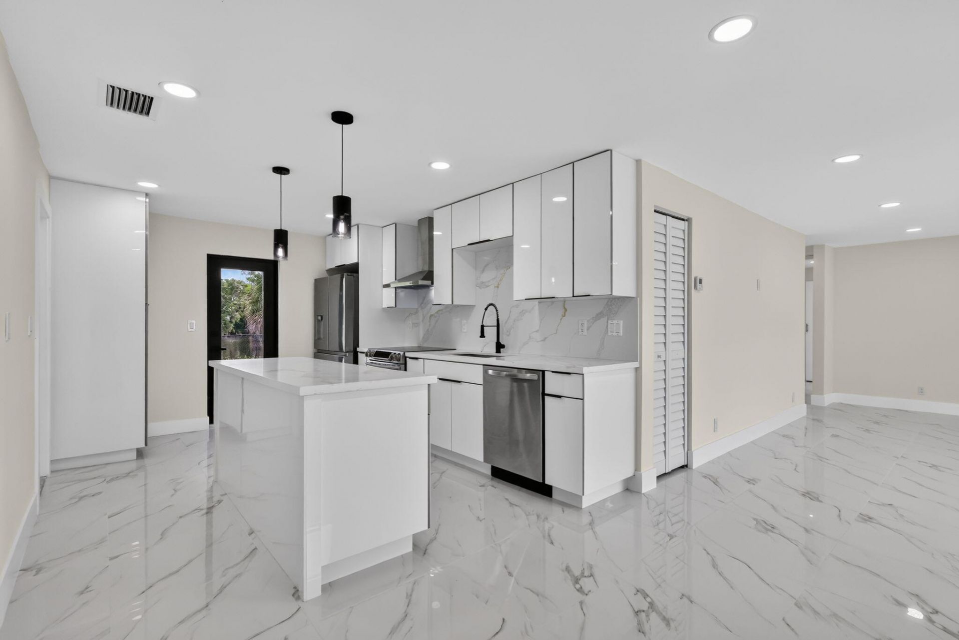 3185 Riddle Road, West Palm Beach, FL 33406 Photo