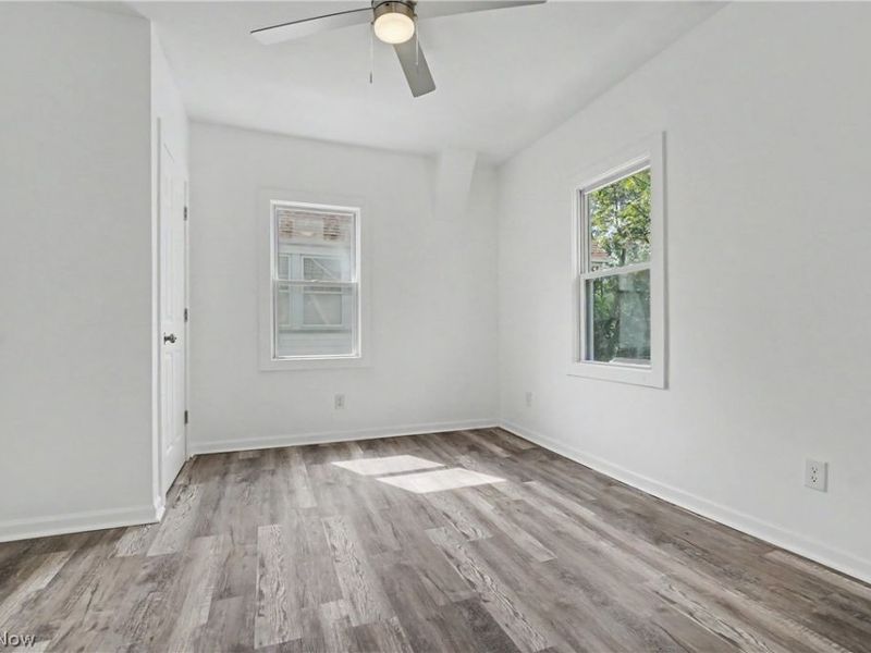 964 E 143rd Street, Cleveland, OH 44110 Photo 18