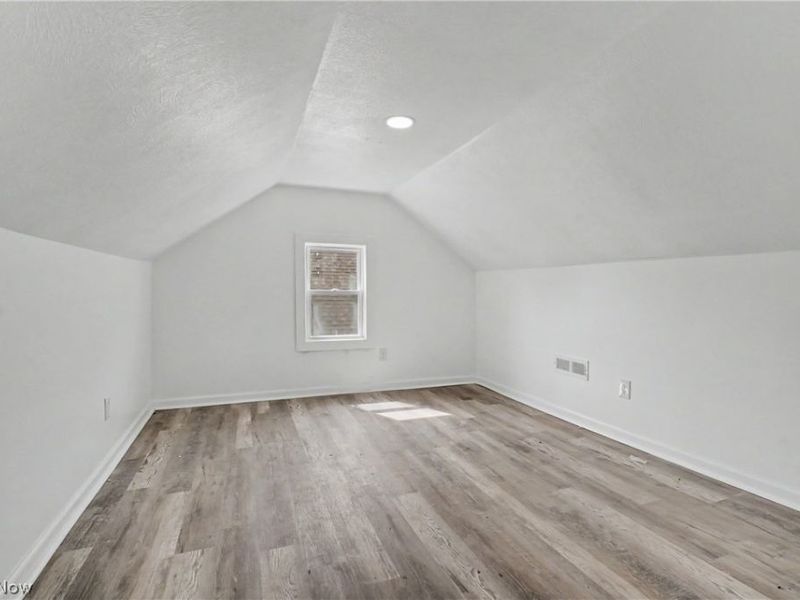 964 E 143rd Street, Cleveland, OH 44110 Photo 20