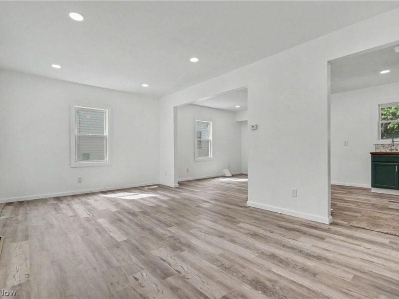 964 E 143rd Street, Cleveland, OH 44110 Photo 9