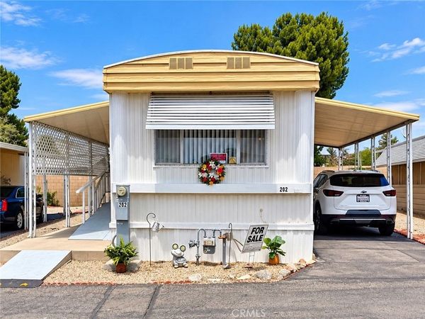 12220 5th St, Unit 202, Yucaipa, CA 92399