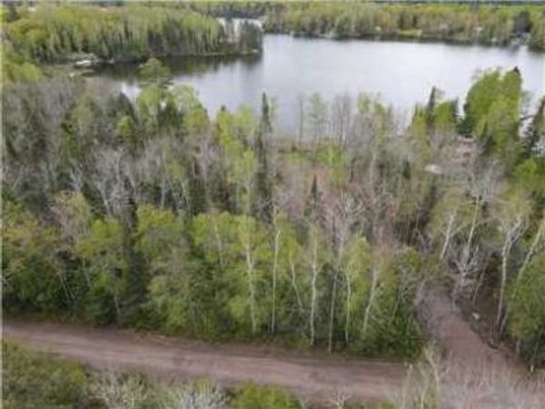 7863 E Briar Lake Drive, Duluth, MN 55803
