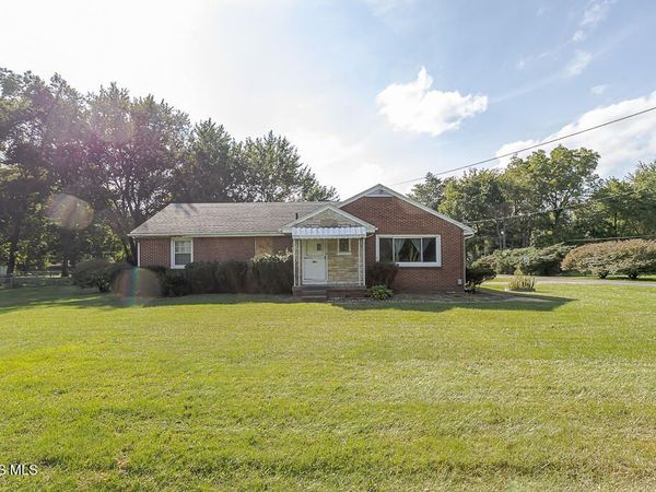 931 Harrow Road, Toledo, OH 43615