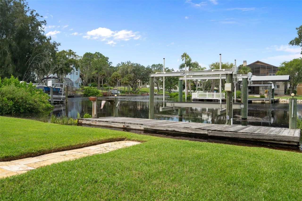5517 Tropic Drive, New Port Richey, FL 34653 Photo