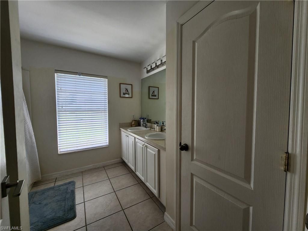 1727 NE 34th St, Cape Coral, FL 33909 Photo