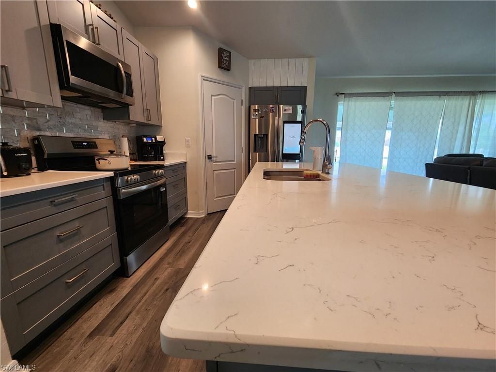 1727 NE 34th St, Cape Coral, FL 33909 Photo