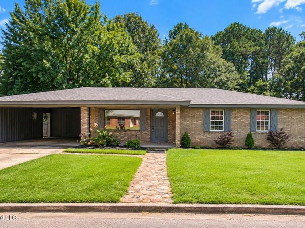 1018 Glenmore Drive, Columbia, MS 39429