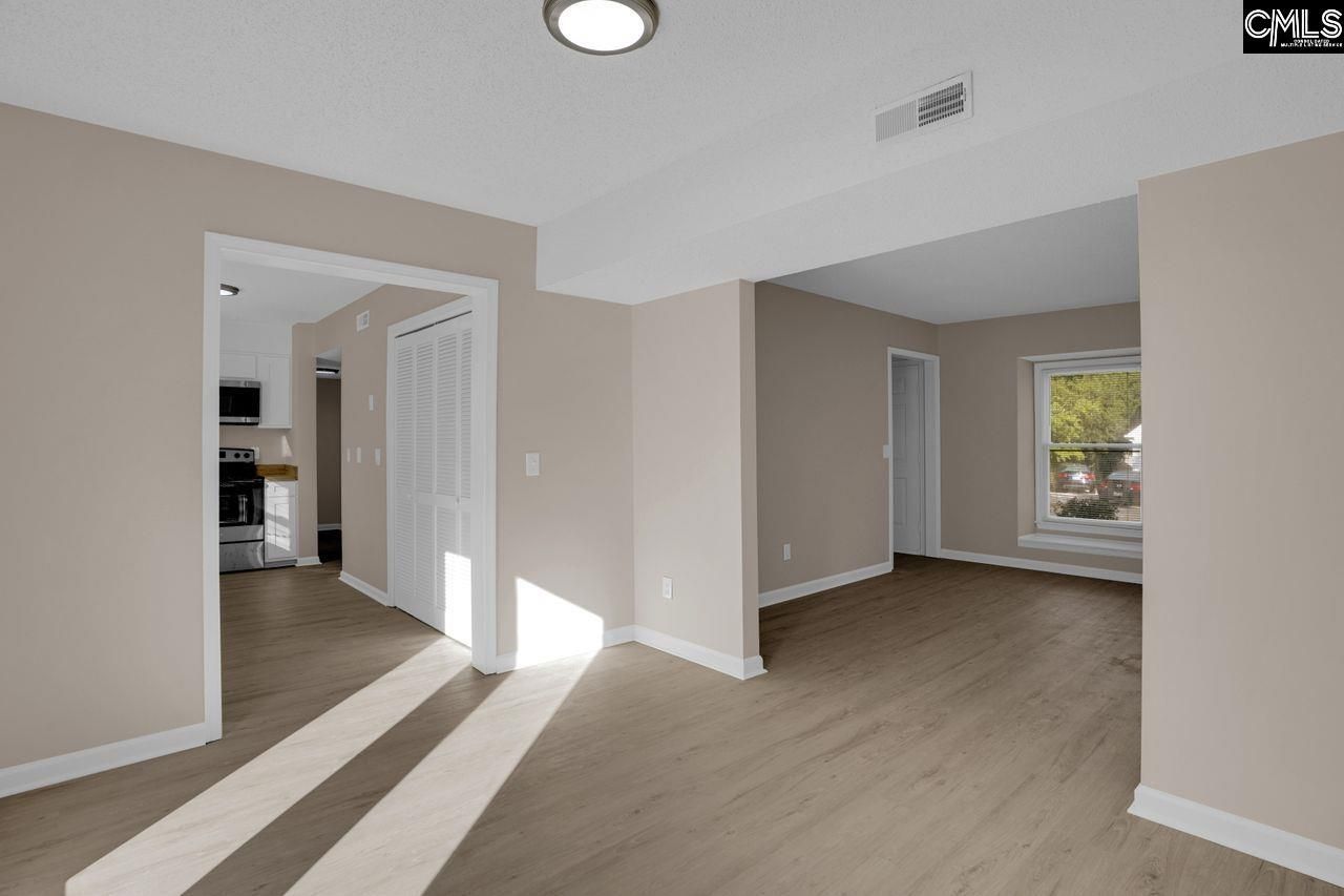 2 Maid Lynn Court  Photo 19