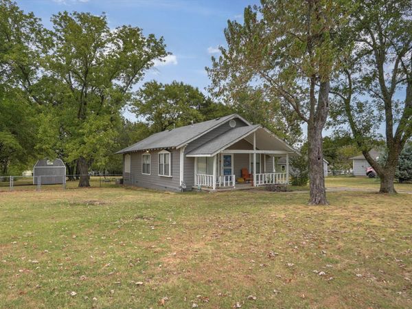 832 E Detroit Street , Broken Arrow, OK 74012