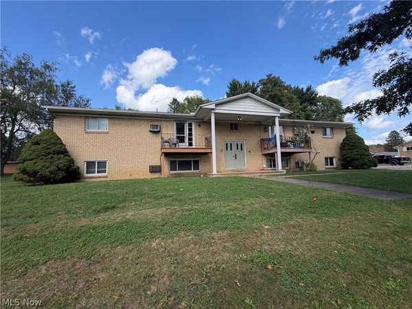 151 Frana Clara Street , Unit 7, Louisville, OH 44641