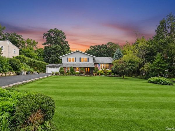 330 Lakeview Street, Mahopac, NY 10541