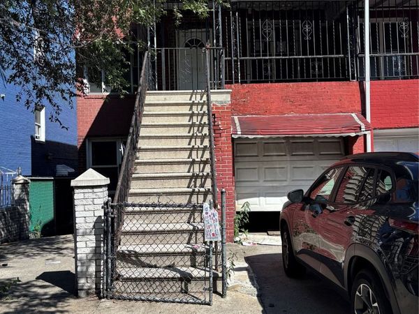 1056 Colgate Avenue , Bronx, NY 10472