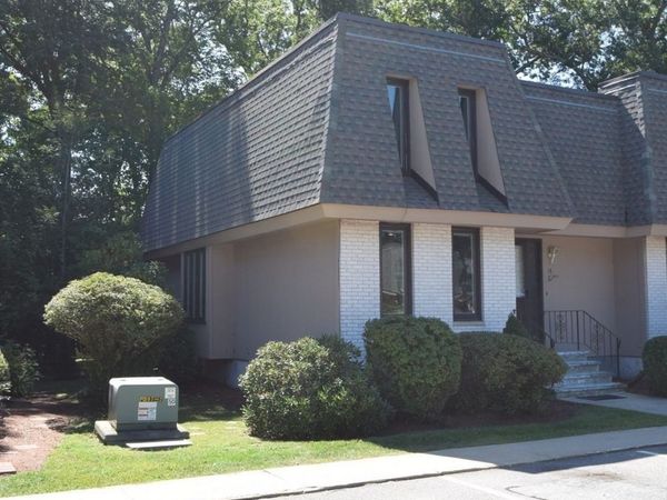 14 Grove Sq, Unit 14, Randolph, MA 02368