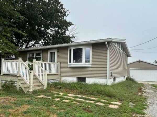 315 DEPOT ST, Atalissa, IA 52720