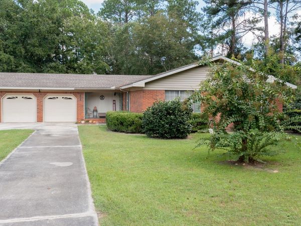 2300 Walnut Lane, Waycross, GA 31501