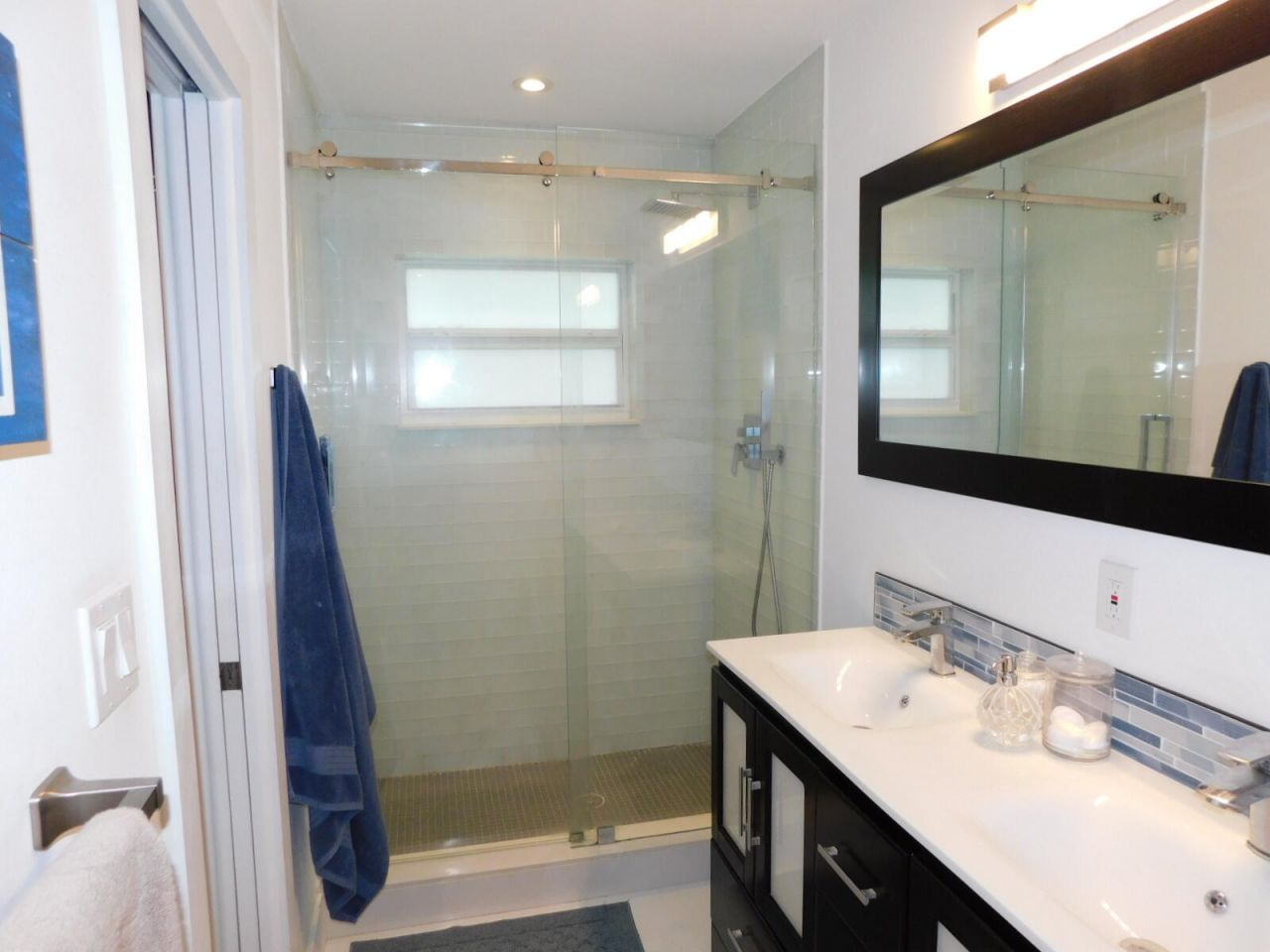 6604 NW 93rd Avenue, Tamarac, FL 33321 Photo