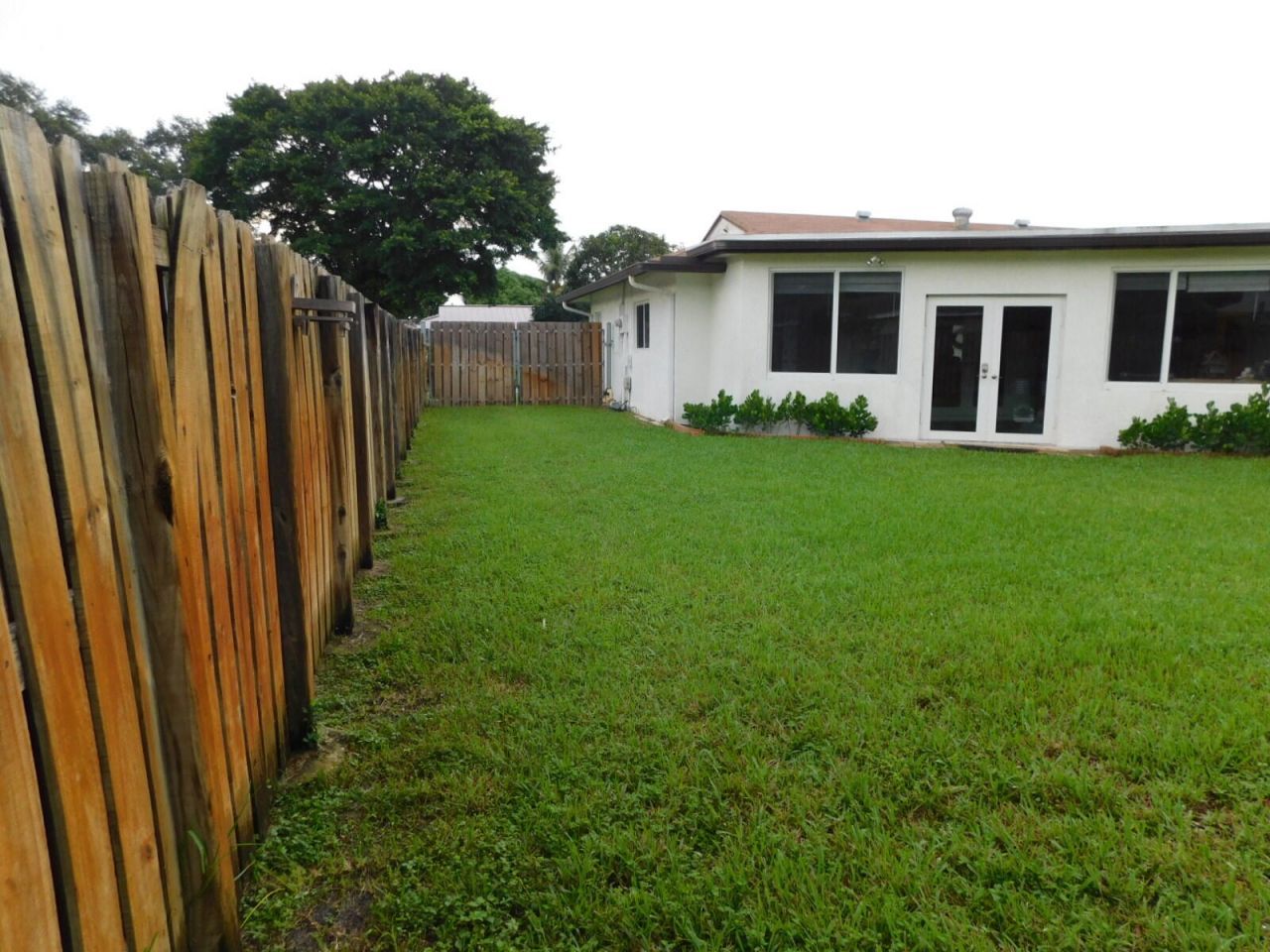 6604 NW 93rd Avenue, Tamarac, FL 33321 Photo