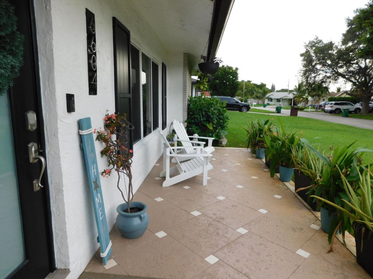 6604 NW 93rd Avenue, Tamarac, FL 33321 Photo