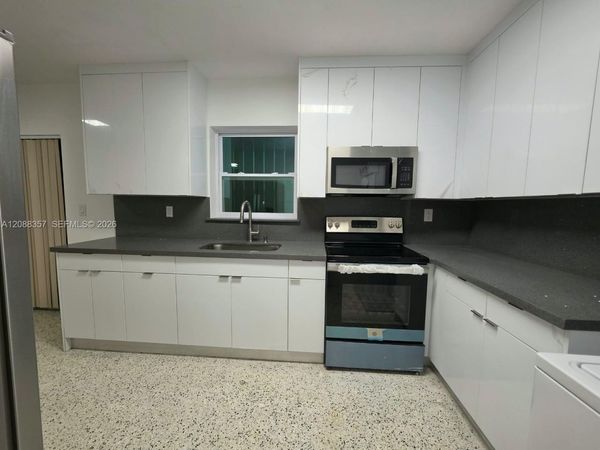 822 SW 6th St, Unit 1, Miami, FL 33130