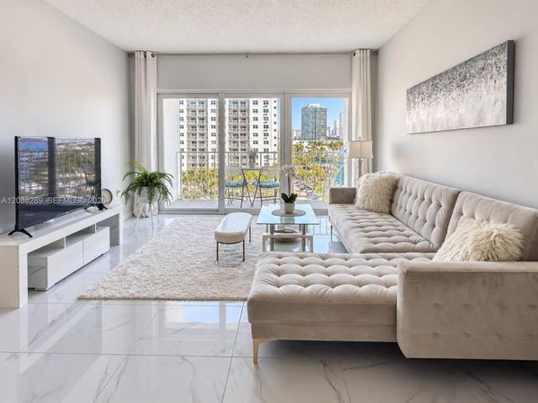 500 Bayview Dr , Unit 717, Sunny Isles Beach, FL 33160