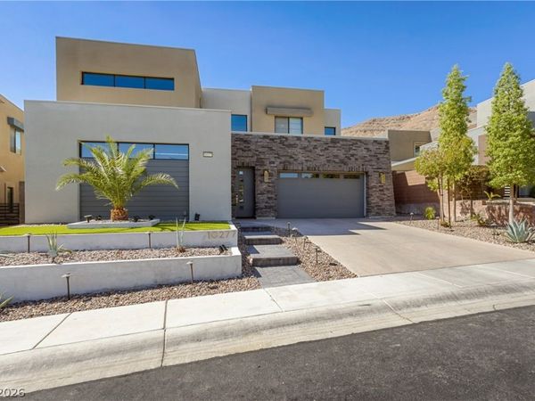 10277 Green Ember Drive, Las Vegas, NV 89135