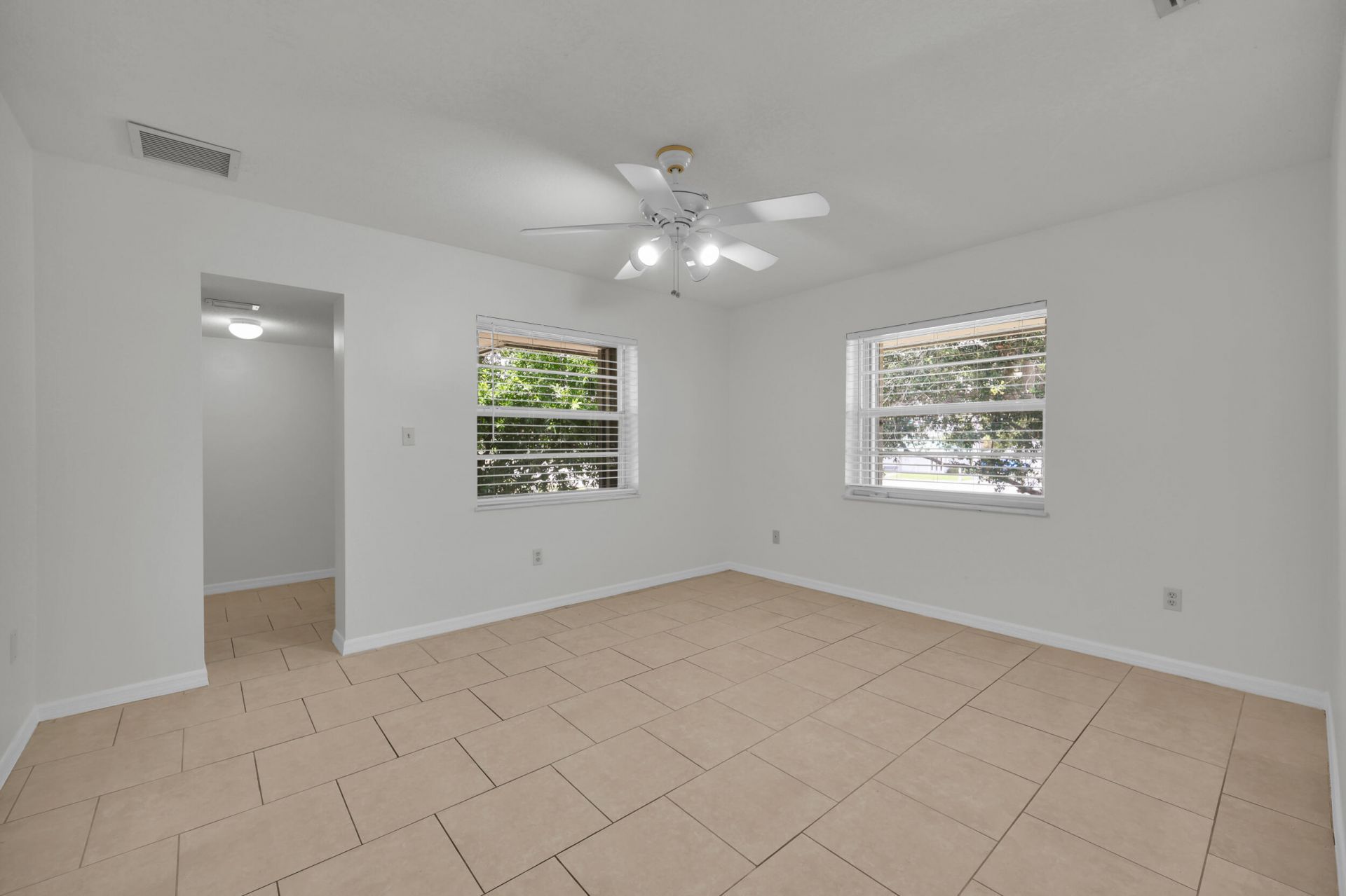2302 Sunrise Boulevard, Unit 209, Fort Pierce, FL 34982 Photo