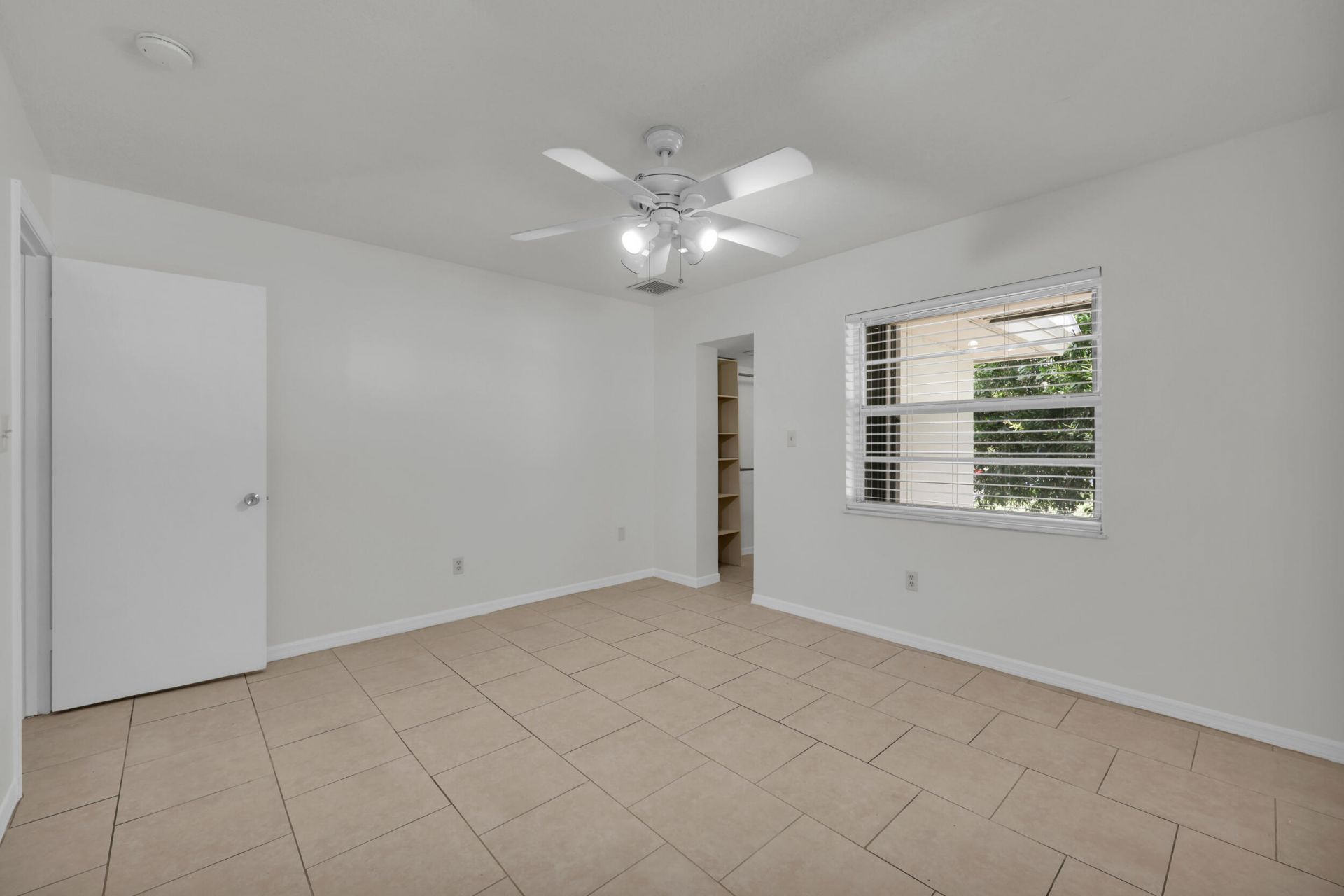 2302 Sunrise Boulevard, Unit 209, Fort Pierce, FL 34982 Photo