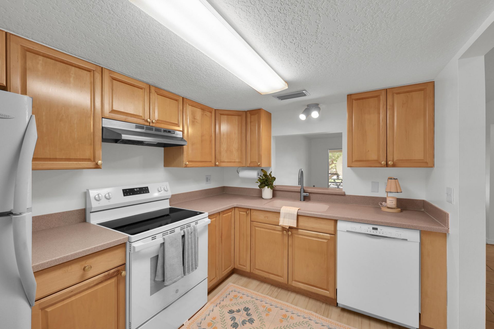 2302 Sunrise Boulevard, Unit 209, Fort Pierce, FL 34982 Photo