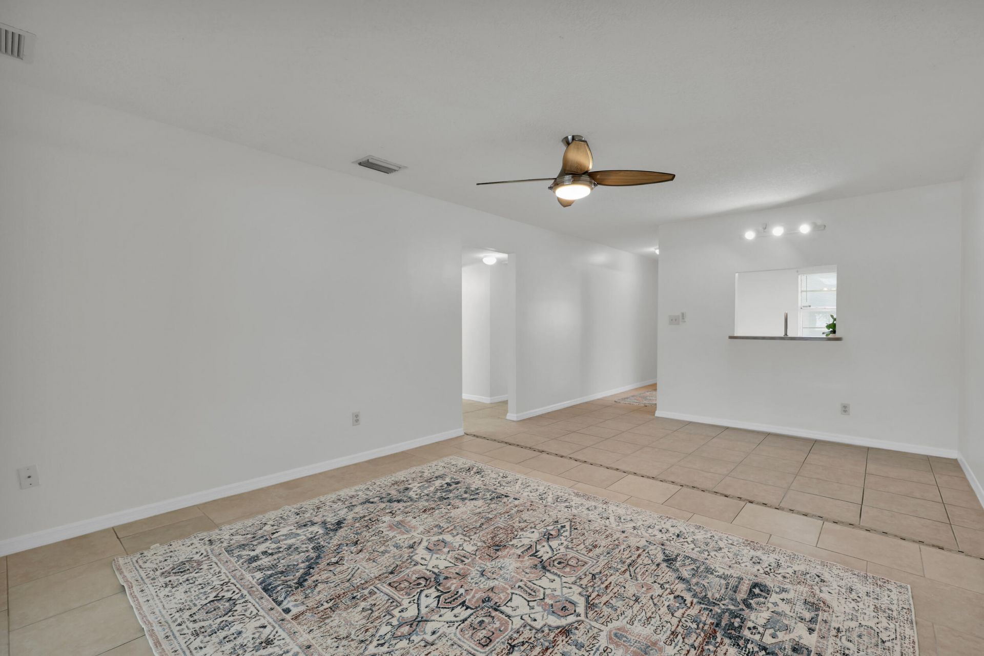 2302 Sunrise Boulevard, Unit 209, Fort Pierce, FL 34982 Photo