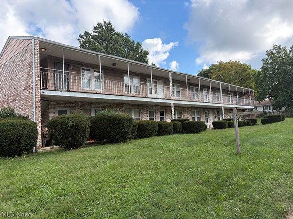811 E Wilbeth Road , Unit 7, Akron, OH 44306