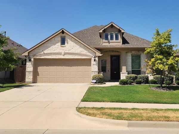 3109 Midnight Moon Drive, Mesquite, TX 75181