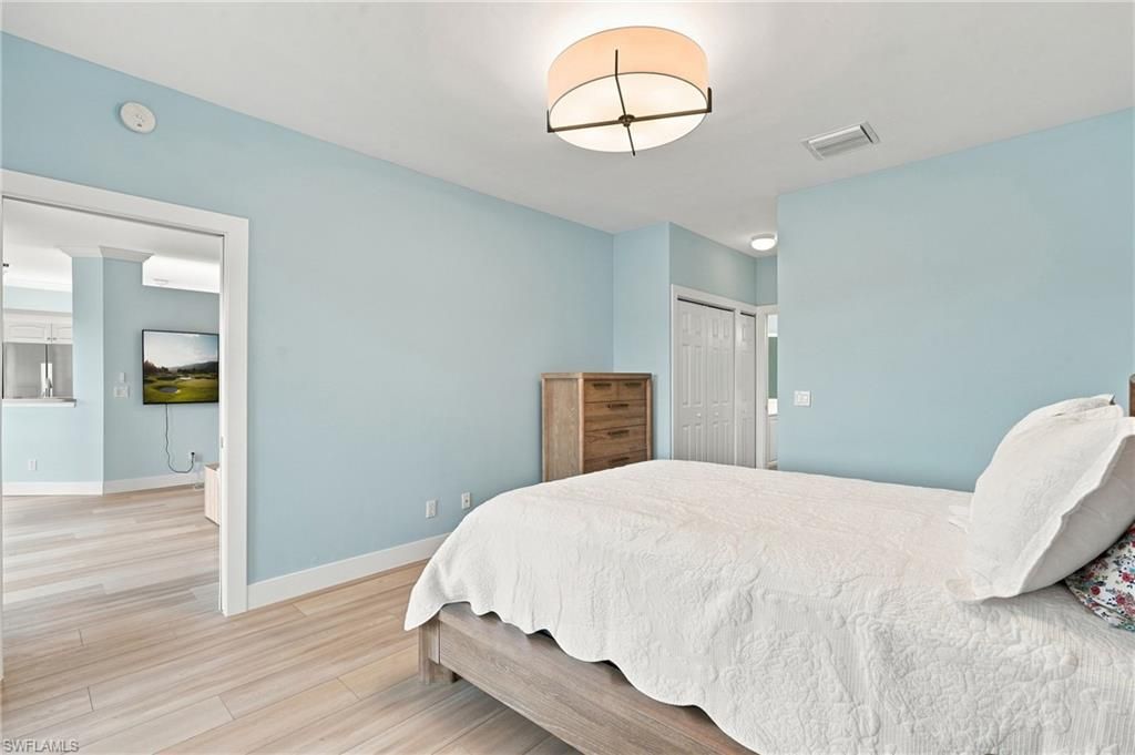 5877 Three Iron Dr, Unit 702, Naples, FL 34110 Photo