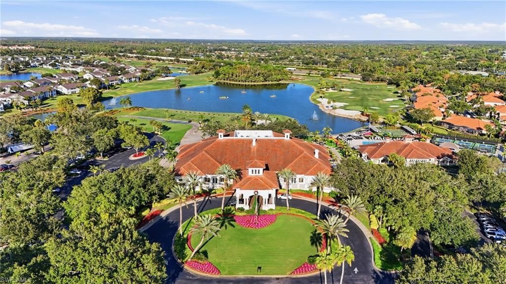 5877 Three Iron Dr, Unit 702, Naples, FL 34110 Photo