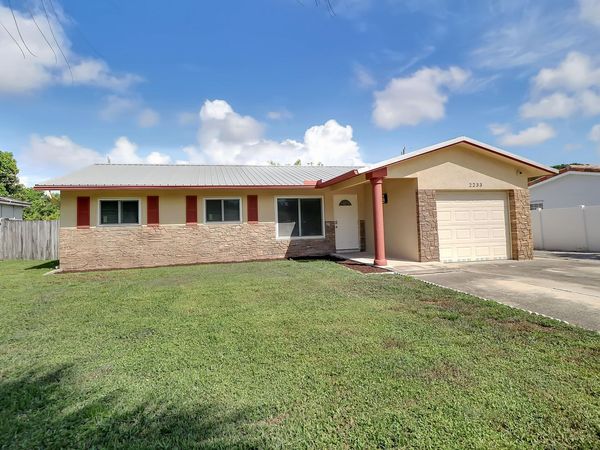 2233 NW 3RD Avenue, Boca Raton, FL 33431