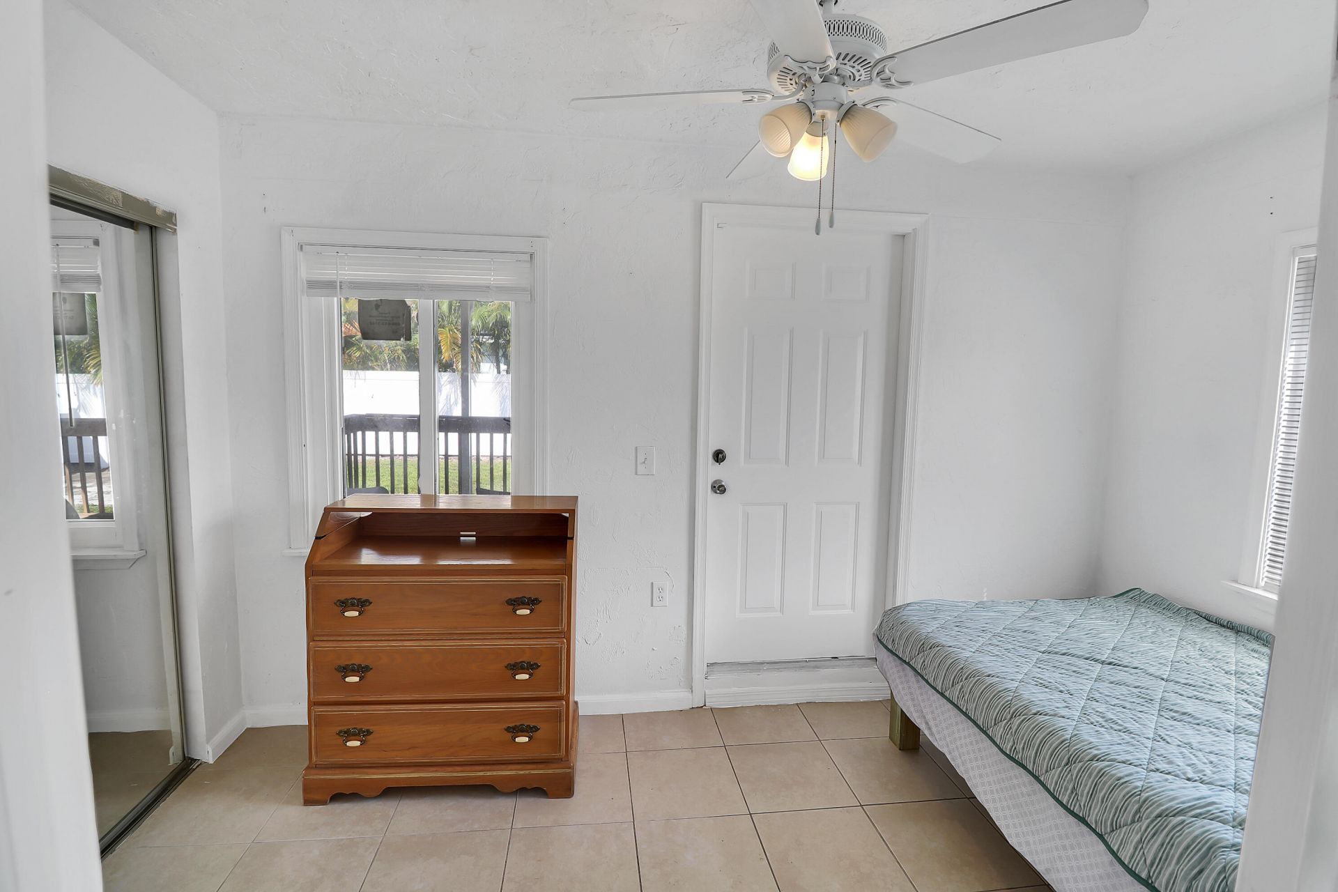 2233 NW 3rd Avenue, Boca Raton, FL 33431 Photo