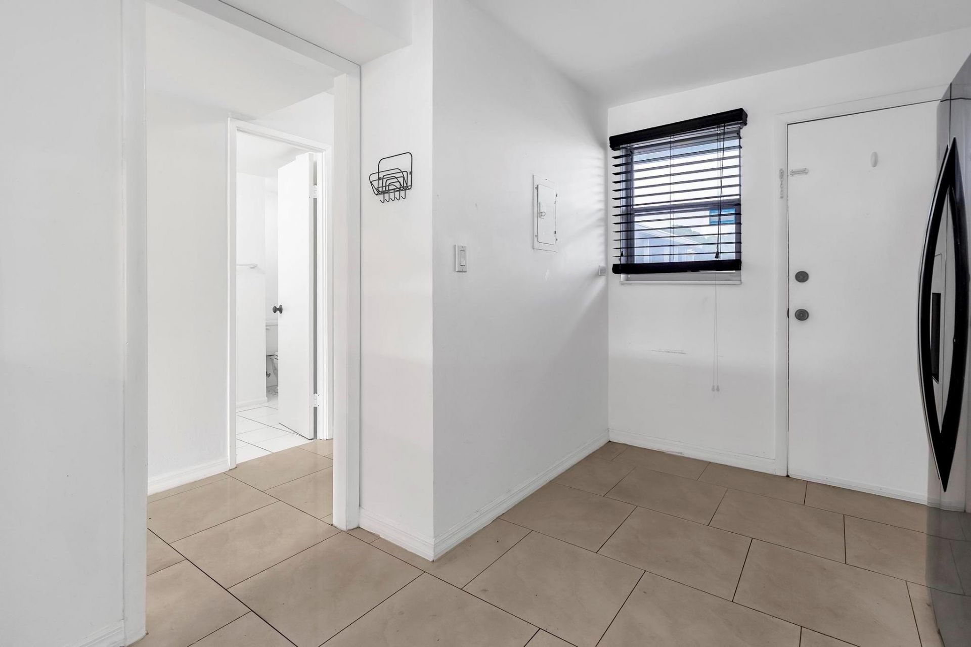 1690 NE 191st Street, Unit 405-1, North Miami Beach, FL 33179 Photo