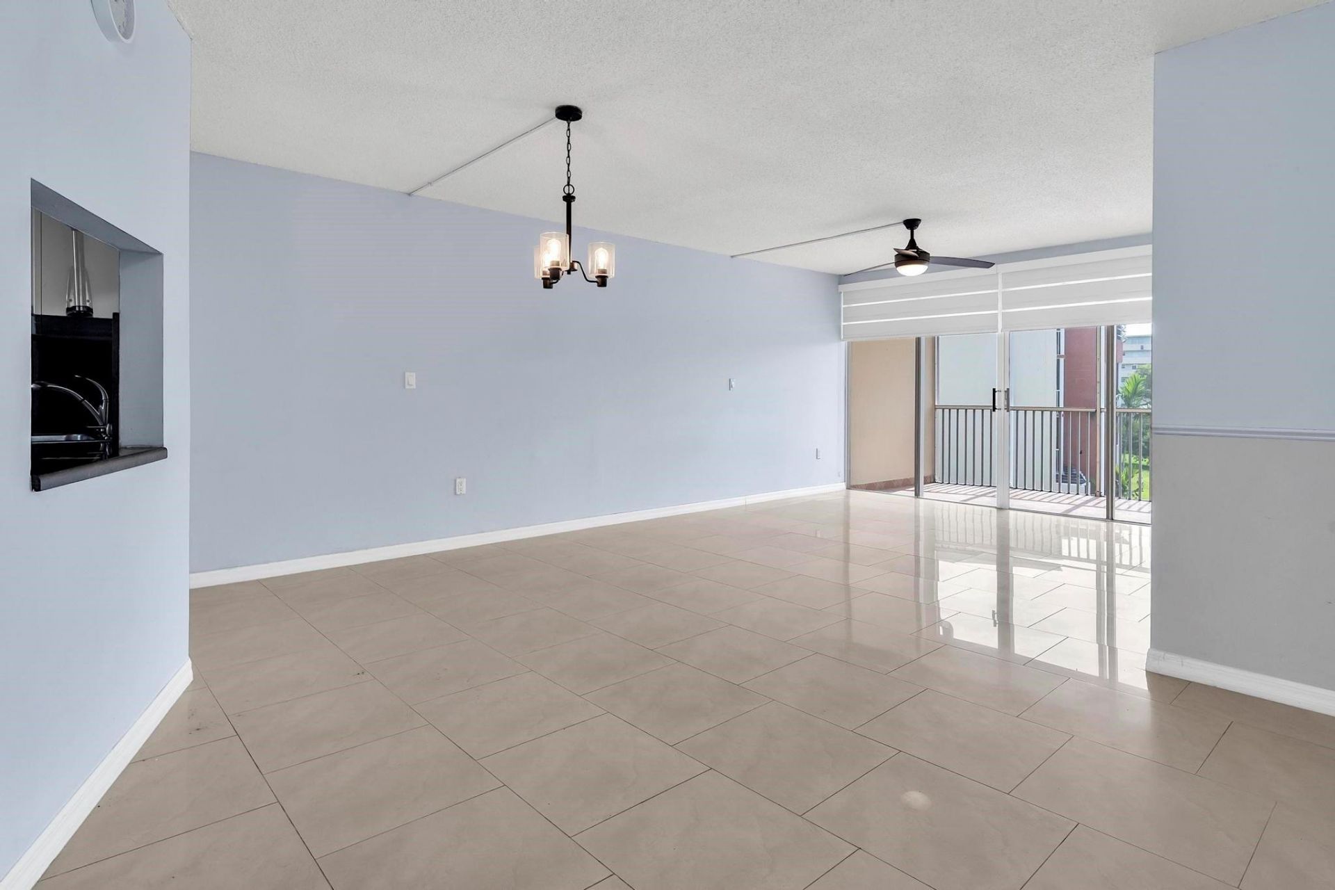 1690 NE 191st Street, Unit 405-1, North Miami Beach, FL 33179 Photo