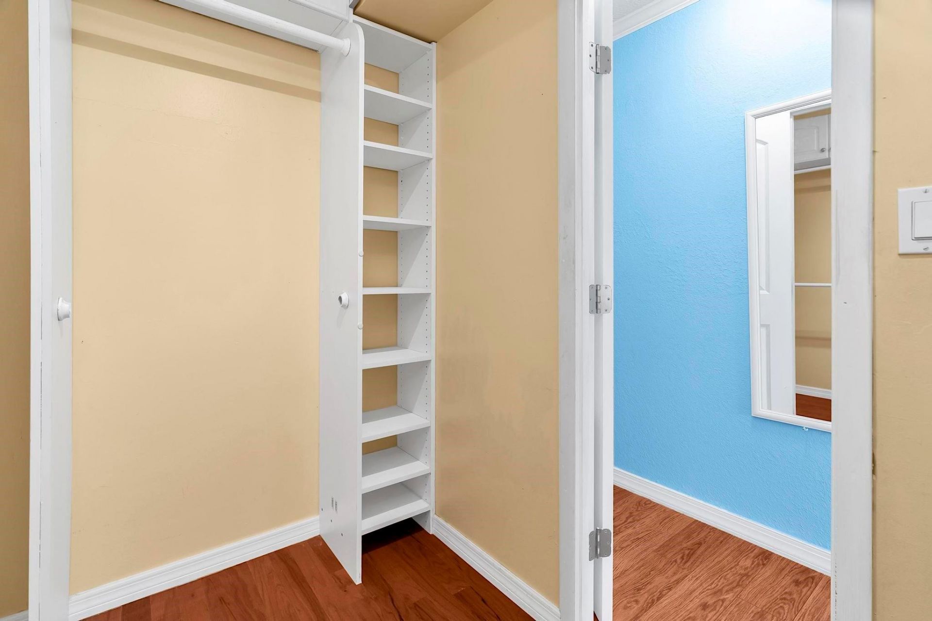 1690 NE 191st Street, Unit 405-1, North Miami Beach, FL 33179 Photo