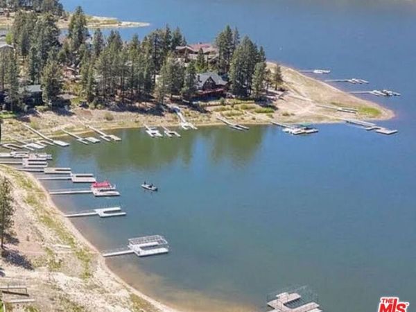 772 Cove Drive, Big Bear, CA 92315