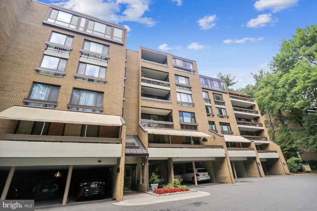 4982 SENTINEL DRIVE , BETHESDA, MD 20816