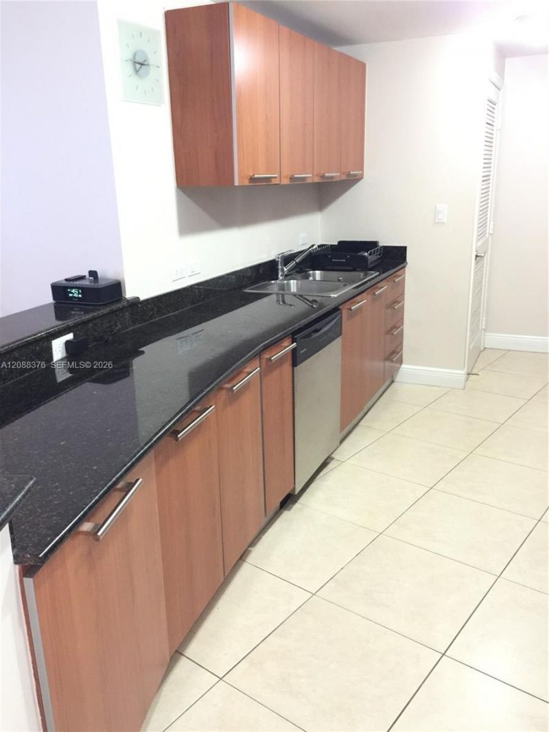 3000 NE 188th St, Unit 506, Aventura, FL 33180 Photo