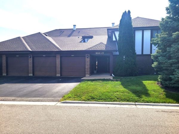 9303 Montgomery Drive , Unit 154, Orland Park, IL 60462
