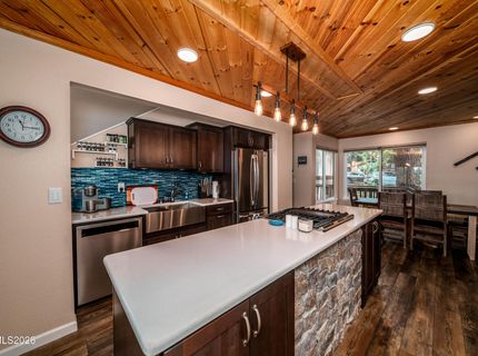 157 Holly Lane, Stateline, NV 89449 Photo