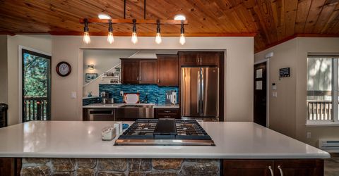 157 Holly Lane, Stateline, NV 89449 Photo