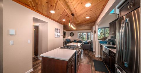 157 Holly Lane, Stateline, NV 89449 Photo