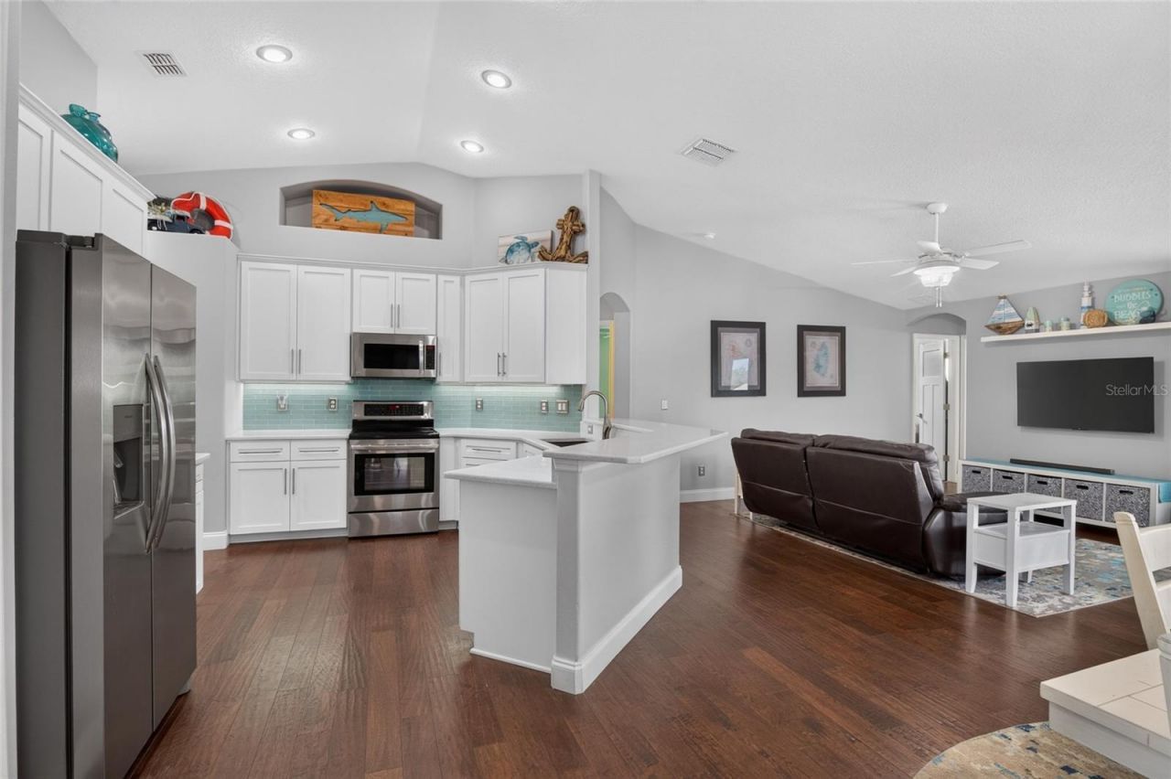 12902 Colonnade Circle, Clermont, FL 34711 Photo