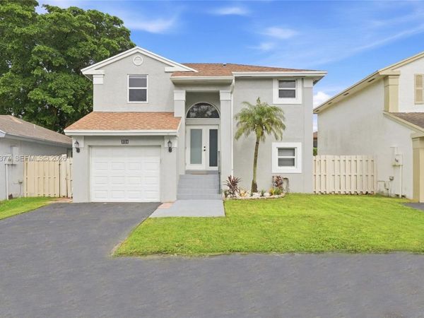 3724 NW 107th Ter , Sunrise, FL 33351