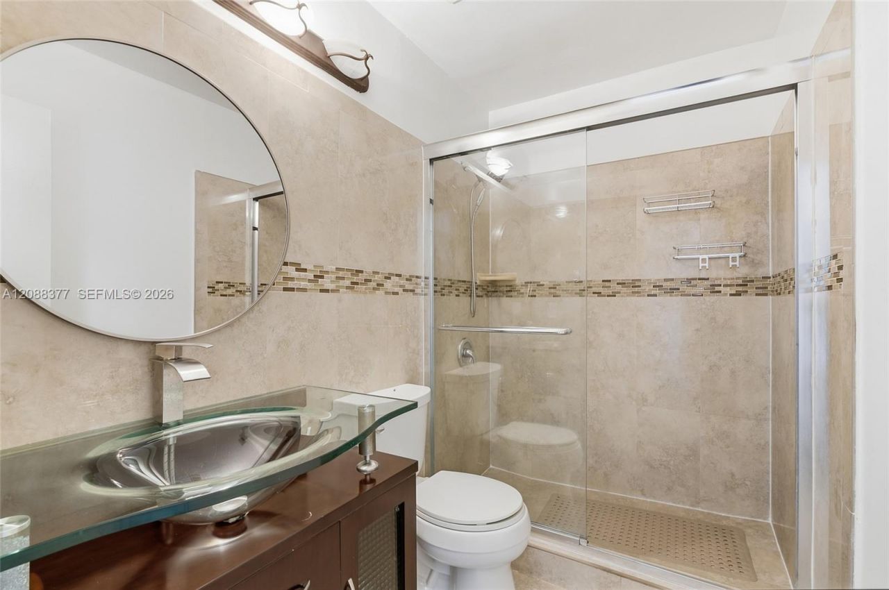 3724 NW 107th Ter, Sunrise, FL 33351 Photo